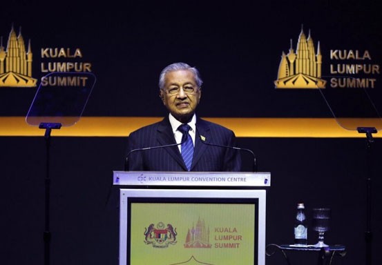 Transisi Kekuasaan Mahathir ke Anwar Ibrahim Usai Acara APEC