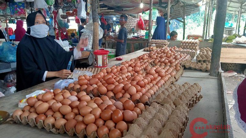 Harga Telur Ayam di Pekanbaru Bikin Geleng-geleng Kepala