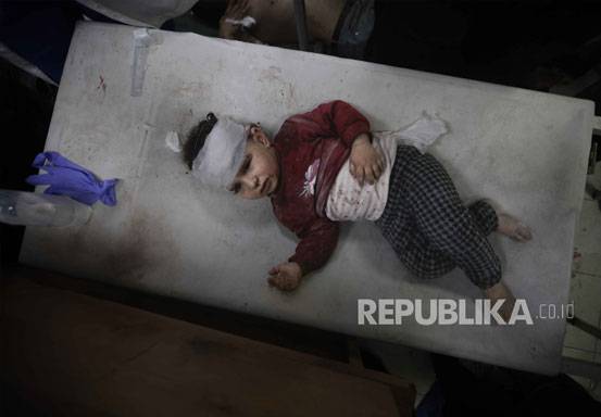Hari-hari Penuh Penderitaan Anak Sebatang Kara di Rumah Sakit Gaza
