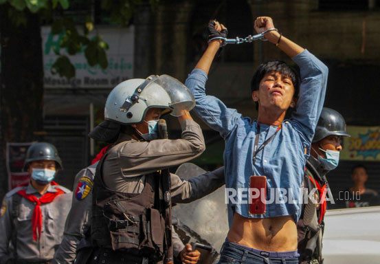 11 Orang Tewas Dalam Unjuk Rasa di Myanmar