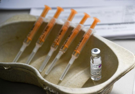 Eropa Usut Kasus Pembekuan Darah Terkait Vaksin AstraZeneca