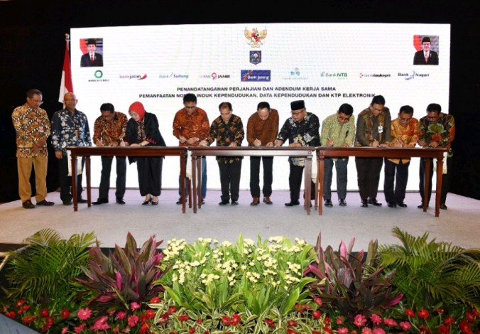 Bank Riau Kepri Teken MoU Pemanfaatan Data Kependudukan