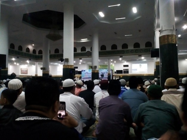 Ribuan Jemaah Ikuti Tabligh Akbar dan Penggalangan Dana di Masjid Agung Annur
