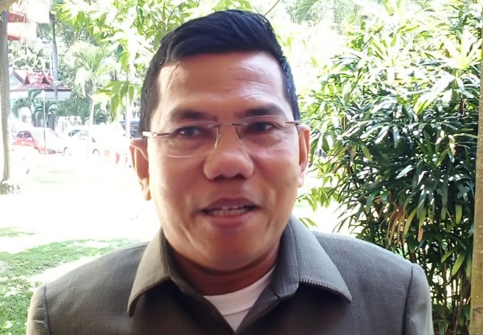 Husaimi Serahkan Laporan Kinerja Fraksi ke Ketua DPW PPP
