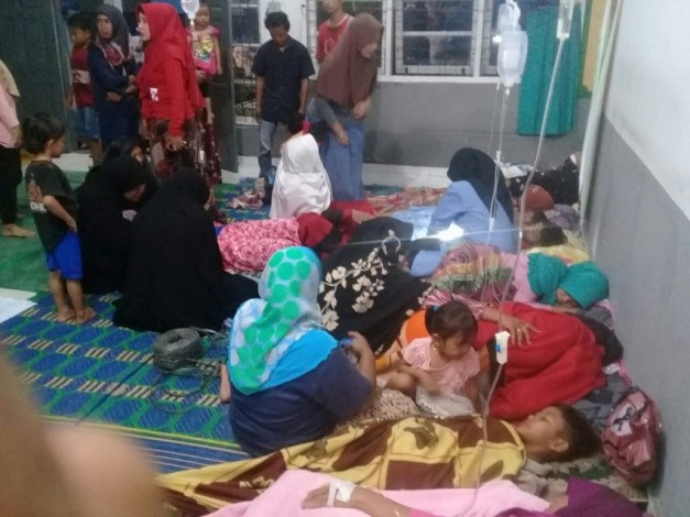 Diduga Keracunan Makanan di Tempat Pesta, Ratusan Orang Dilarikan ke Puskesmas Kampa