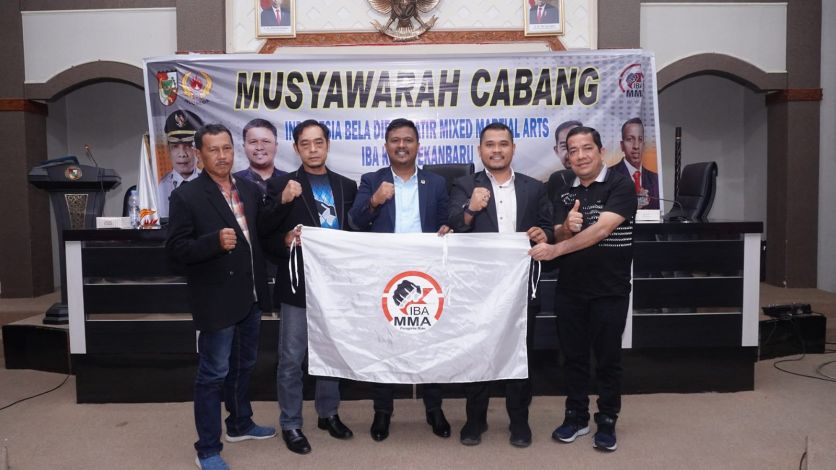 Baru Terbentuk, Abdul Barry Nakhodai IBA-MMA Pekanbaru