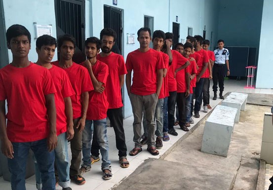 Lagi, Rudenim Pekanbaru Deportasi 15 Orang Imigran Asal Bangladesh