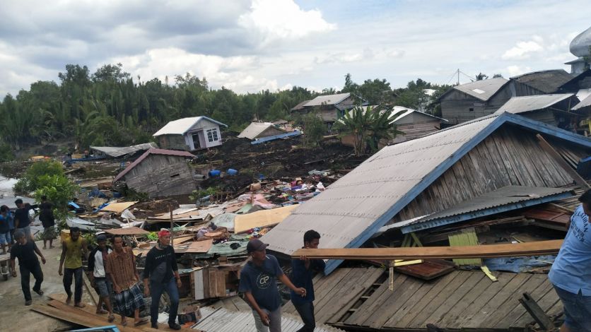 Bencana Longsor Landa Inhil, BPBD Riau Kirim Bantuan Logistik