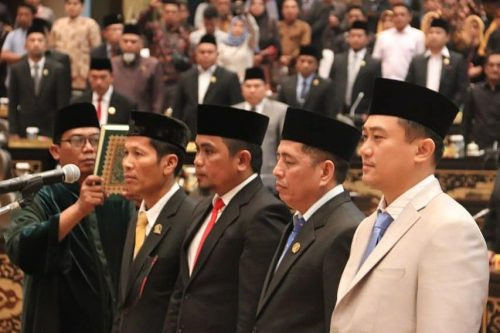 Maju Pilkada 2020, Enam Anggota DPRD Riau Siap-siap Di-PAW