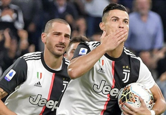 Ronaldo Pamer Sepatu Istimewa Jelang Juventus Vs Inter
