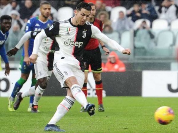 Gol Penalti Ronaldo Selamatkan Muka Juventus