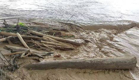 Sungai Batang Lubuh Bercampur Lumpur, Disperkim Setop Sementara Pengolahan Air Bersih di Rambah