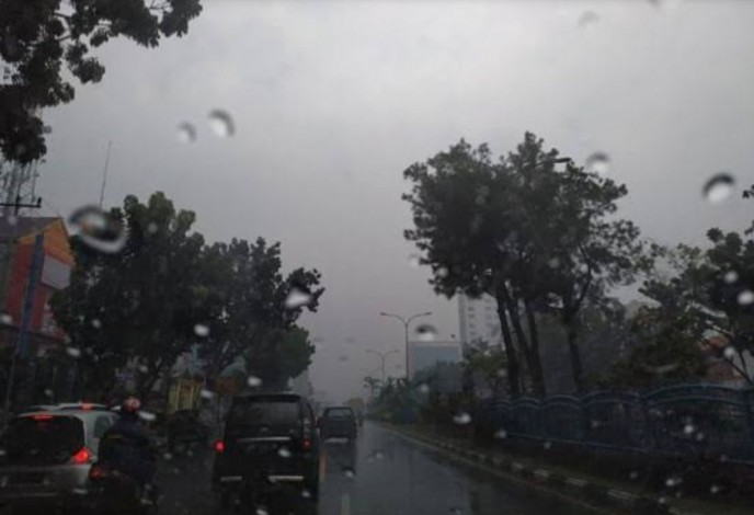 Waspada, Hari Ini Riau akan Diguyur Hujan Disertai Petir