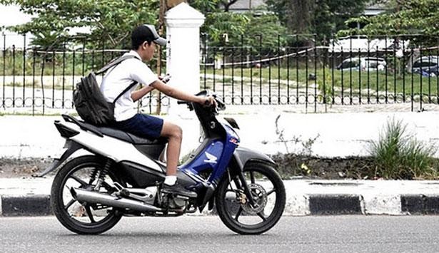 Pelajar di Pekanbaru Dilarang Bawa Motor dan Mobil ke Sekolah