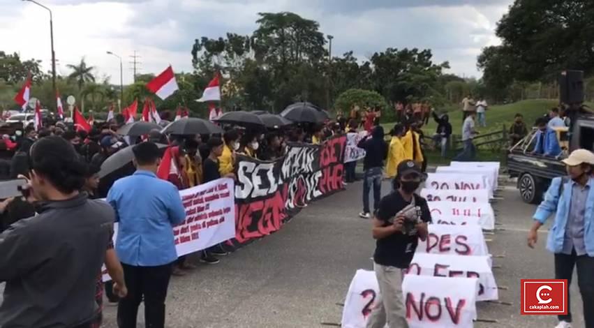 10 Pekerja Meregang Nyawa, Pemuda dan Mahasiswa Riau Gelar Aksi Depan Gerbang Masuk PHR