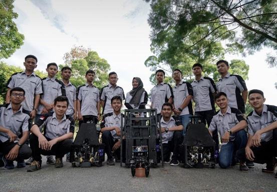 Dua Tim Robot PCR Siap Bertarung di KRI 2019 Regional I