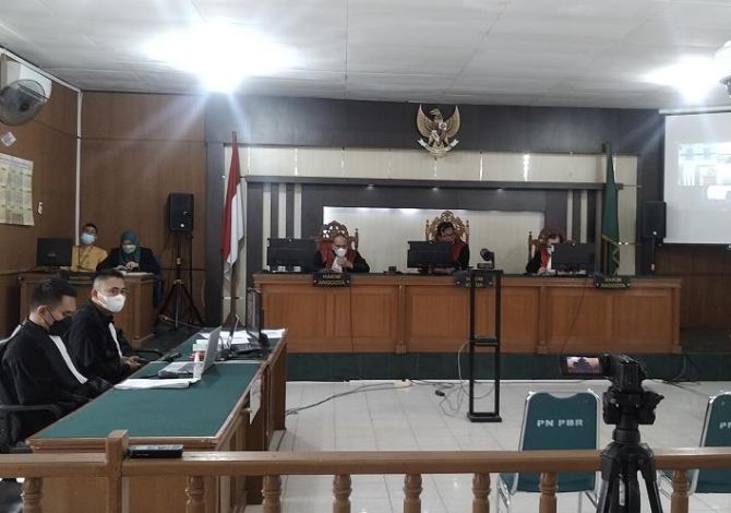 Ada Pengawasan PT, 3 Saksi dari Bappeda Riau Batal Diperiksa untuk Annas Maamun