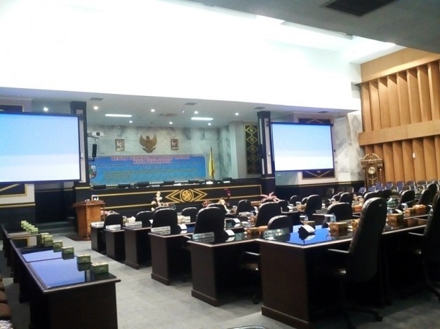 Anggota Dewan Tak Terlihat Hadir, Rapat Paripurna DPRD Pekanbaru Molor dari Jadwal