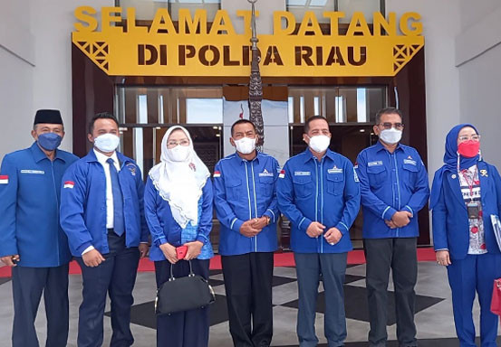 Demokrat Riau Laporkan Wamendes PDTT ke Polda Riau Soal Unggahan Karikatur di Medsos