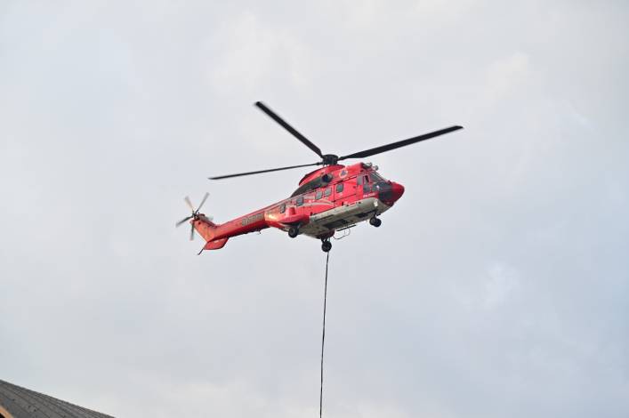 Ancaman Karhutla, Satgas Udara Efektifkan Helikopter Water Bombing untuk Penanganan Titik Api di Riau