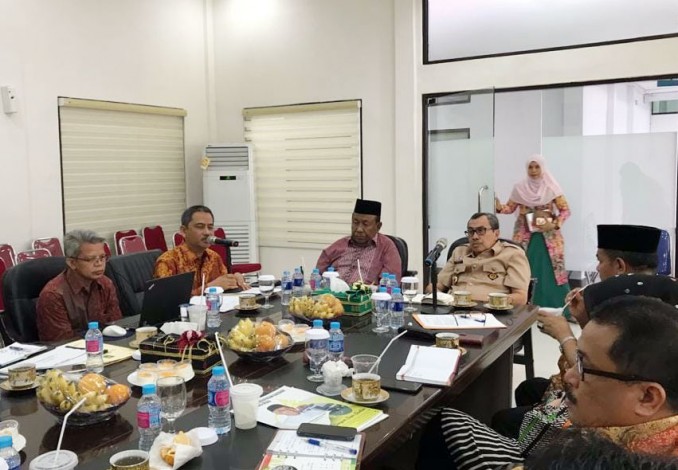 Gubernur Riau Terpilih Minta Tiga Program Ini Masuk APBD 2019