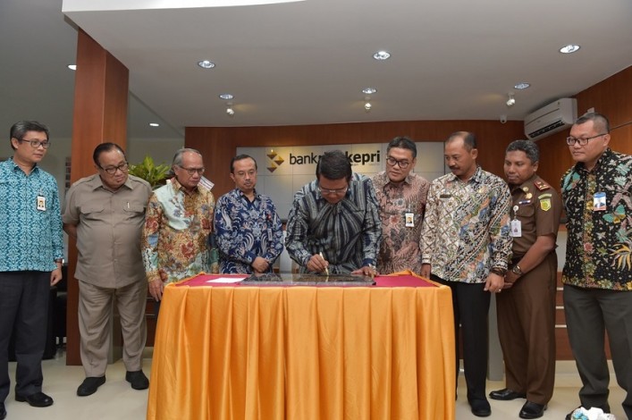 Bank Riau Kepri Capem Tanjung Uban Resmi Gunakan Gedung Baru