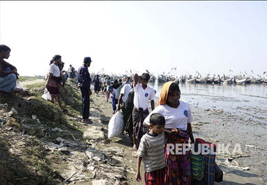 Muslim Etnis Rohingya Ingin Hidup Damai di Rakhine