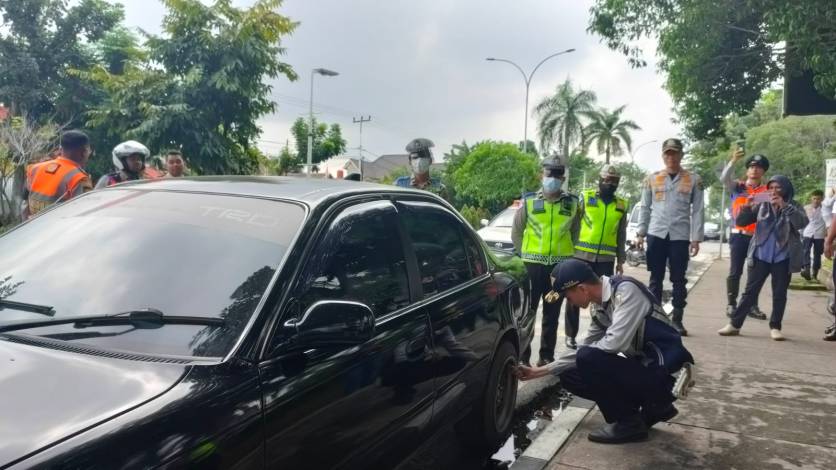 Pemilik Kendaraan Kocar Kacir saat Terkena Razia Tertib Parkir Dishub Pekanbaru