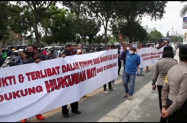 Dianggap Tidak Bisa Selesaikan Kasus Korupsi, Mahasiswa Minta Kajati Riau Mundur