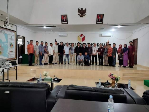 PAW Bawaslu Riau dan Pelalawan Resmi Dilantik