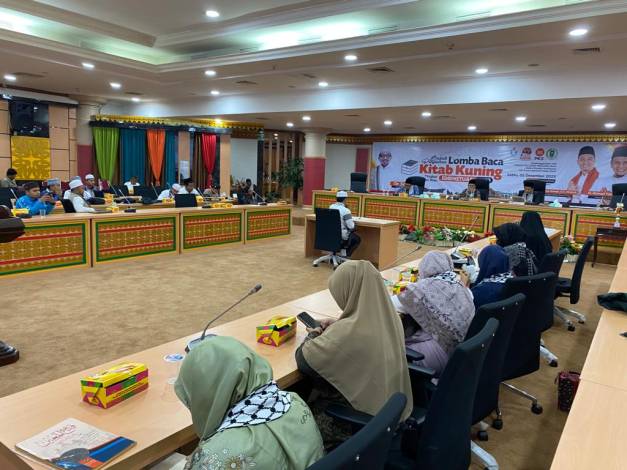 Ratusan Santri Ikuti Lomba Baca Kitab Kuning yang Ditaja PKS Riau, Juara Akan Dibawa ke Tingkat Nasional