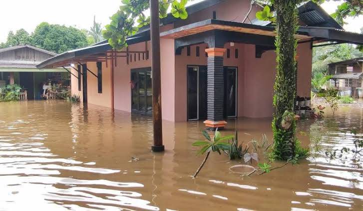 Sembilan Daerah Terendam Banjir, Riau Belum Tingkatkan Status Siaga ke Tanggap Darurat