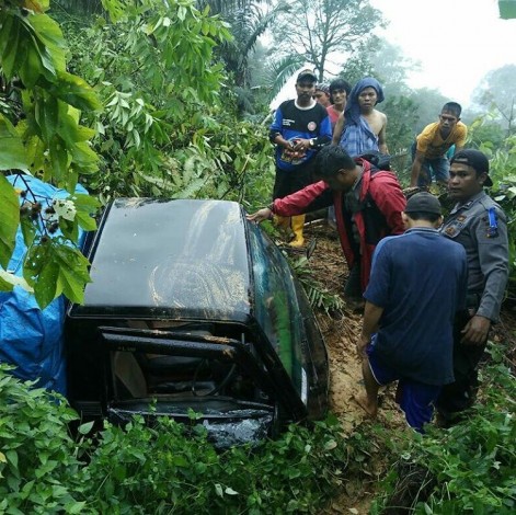 Empat Mayat Ditemukan Dalam Timbunan Longsor di Kabupaten Limapuluh Kota