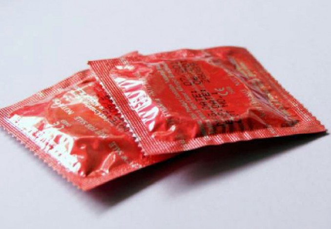 Ups.... Ukuran Kondom Kecil, Zimbabwe Protes ke China