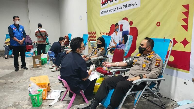 Masyarakat Pekanbaru Antusias Ikuti Donor Darah dan Vaksinasi di Mal Pekanbaru