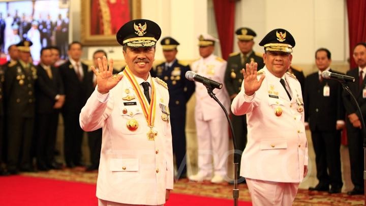 Membandingkan Sikap Politik Gubernur dan Wakil Gubernur Riau di Pipres 2019