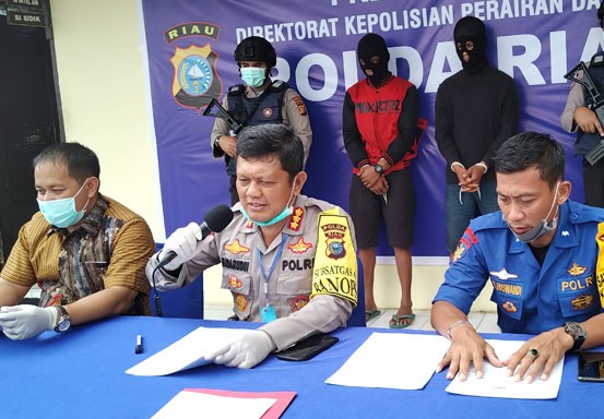 Bawa Kayu Ilegal, Dua Warga Bengkalis Diamankan Polair Polda Riau
