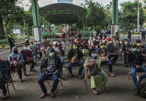 Kemnaker Bakal Pulangkan 7.300 TKI Bermasalah dari Malaysia