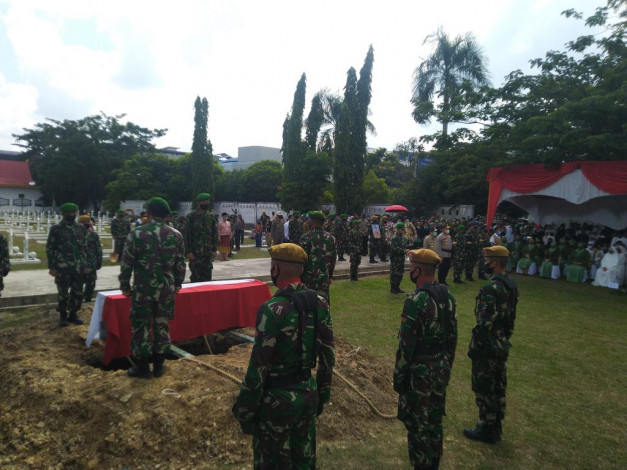 Pangdam I/BB Pimpin Upacara Pemakaman Jenazah Pelda Anumerta Rama Wahyudi