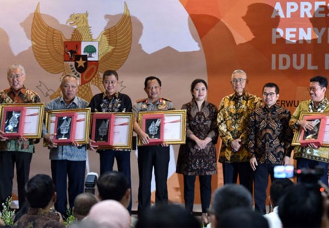 Mensesneg Era Mega Heran, Kinerja Pertama UKP Pancasila Yudi Latif Kok Bagi-Bagi Penghargaan