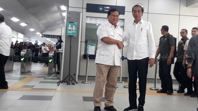 Agar Izin Ormas Tak Dicabut, Prabowo Rela Jadi Jembatan FPI dan Jokowi