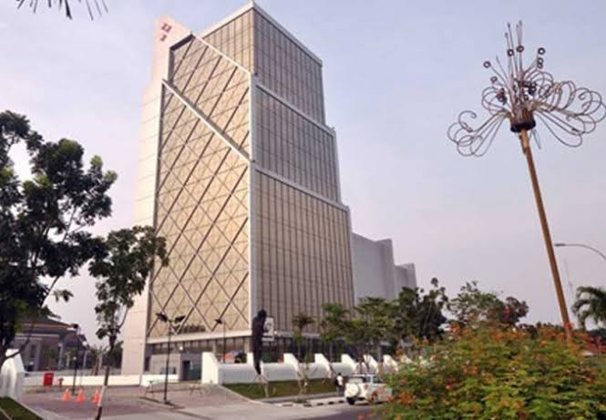 Gelar Swab Massal, Kantor Pusat Bank Riau Kepri Tutup Sementara