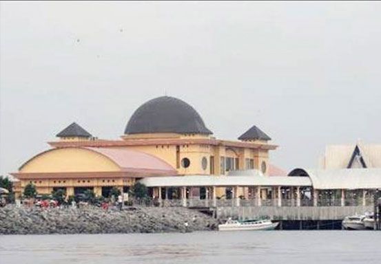 Ribuan Wisman Masuk Riau dari Pelabuhan Dumai dan Bengkalis
