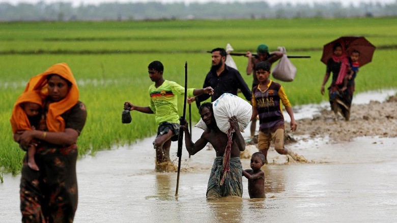 Indonesia Sudah Kirim 10 Kontainer Bantuan untuk Etnis Rohingya