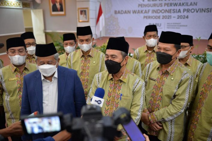 Gubri Minta Pengurus BWI Riau Bekerja Optimal Gali Potensi Wakaf