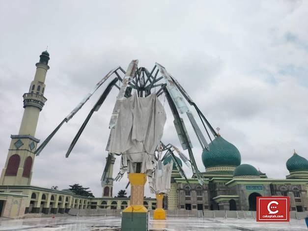 Penyelidikan Dugaan Korupsi Proyek Payung Elektrik Masjid An-Nur Hampir Rampung