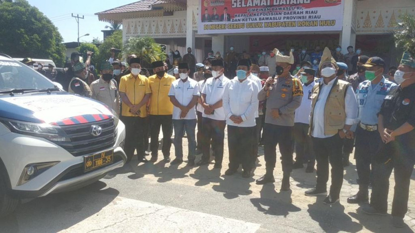 Kapolda Riau dan Pimpinan Bawaslu RI Lepas Patroli Money Politic di Rohul