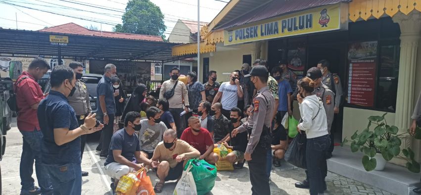 97 Tahanan Dipindahkan ke Rutan Pekanbaru