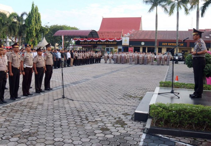 70 Polisi di Polda Riau Naik Pangkat