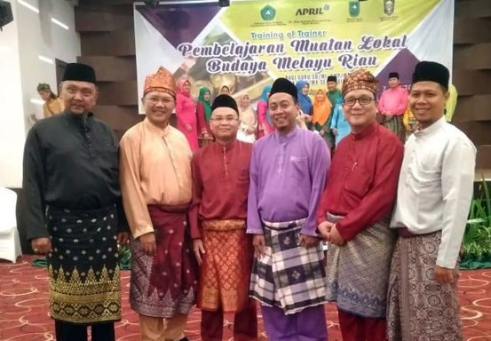 Unilak Gelar Training of Trainer Pembelajaran Muatan Lokal Budaya Melayu